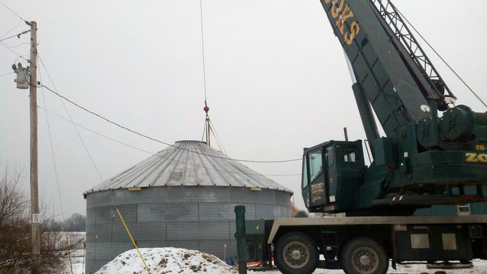 [Thumbnail for setting crane.jpg]